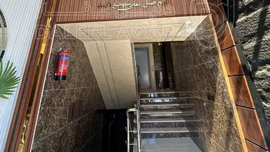شقة في بالقرب من الكلية العلمية الاسلامية  - 115,000 دأ - صورة NaN